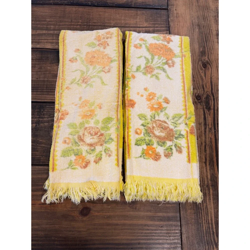 Vintage 1970s Floral Bath Towels Pair Yellow Green Retro Fringe Cottagecore 70s